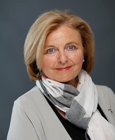 Maureen McTeer
