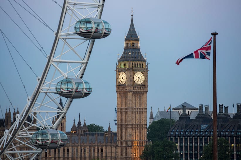 The Houses of Parliament seen from the Royal Festival Hall, in London, Britain June 24, 2016. REUTERS/Rob Stothard/Pool - RTX2HWGB