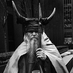 'Moondog', East 51st Street, New York (1970-1979). (Peter Martens/ Nederlands Fotomuseum)