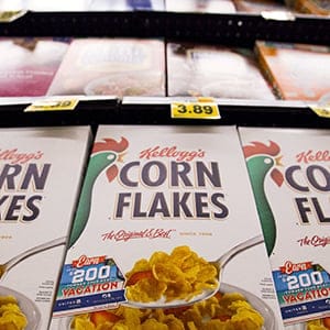 Kellogg's Corn Flakes cereal is pictured at a Ralphs grocery store in Pasadena, California August 3, 2015. (Mario Anzuoni/Reuters)