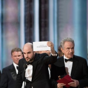 Jordan horowitz and Warren Beatty at the 89th Oscars on Sunday, February 26, 2017. (Eddy Chen/ABC/Getty Images)