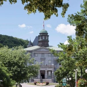 McGill University campus is seen Tuesday, June 21, 2016 in Montreal. The author of a controversial article about Quebec that appeared in Maclean's magazine this week has stepped down from his post at McGill University.Andrew Potter said in a social media post Thursday his resignation as director of the Institute for the Study of Canada was effective immediately. THE CANADIAN PRESS/Paul Chiasson