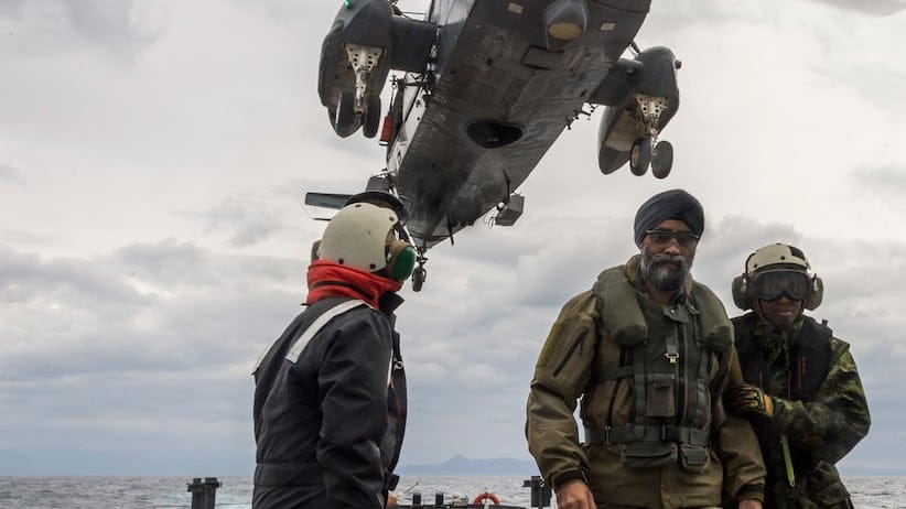Defence Minister Harjit S. Sajjan is escorted across the flight deck of Her Majesty’s Canadian Ship (HMCS) CHARLOTTETOWN as he arrives to visit the sailors during Operation REASSURANCE, December 17, 2016.

Photo: Cpl Blaine Sewell, Formation Imaging Services
RP10-2016-0130-025
~
Le ministre de la Défense Harjit S. Sajjan est escorté sur le pont d’envol du Navire canadien de Sa Majesté (NCSM) CHARLOTTETOWN alors qu’il arrive pour rendre visite aux marins au cours de l’opération REASSURANCE, le 17 décembre 2016.

Photo : Cpl Blaine Sewell, Services d’imagerie de la formation
RP10-2016-0130-025