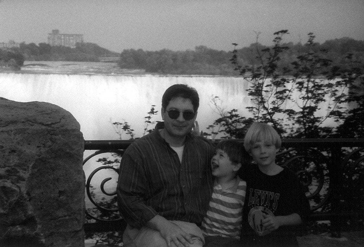 ‘Donald Heathfield’ with his sons Alex and Tim in 1999. (Tim and Alex Vavilov)