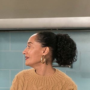 A still from the television show Black-ish. Tracee Ellis Ross (right) was paid less than her male co-star Anthony Anderson. (Ron Tom/Getty Images)