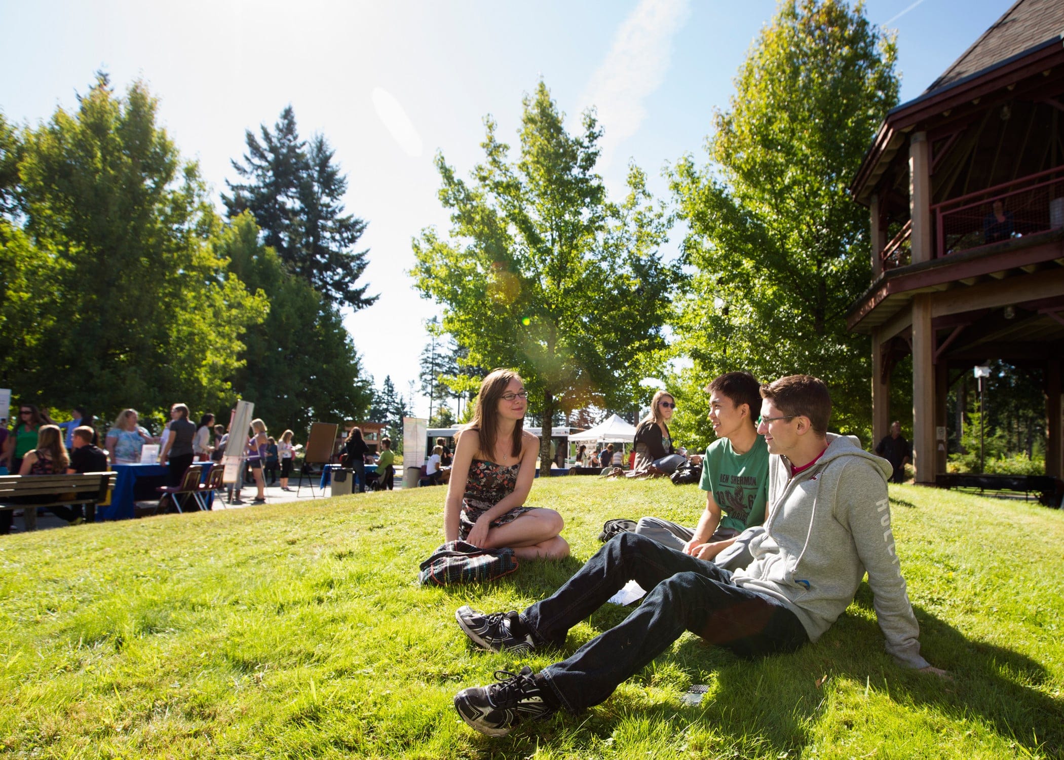 Students on campus at North Island College in Vancouver Island. (North Island College)