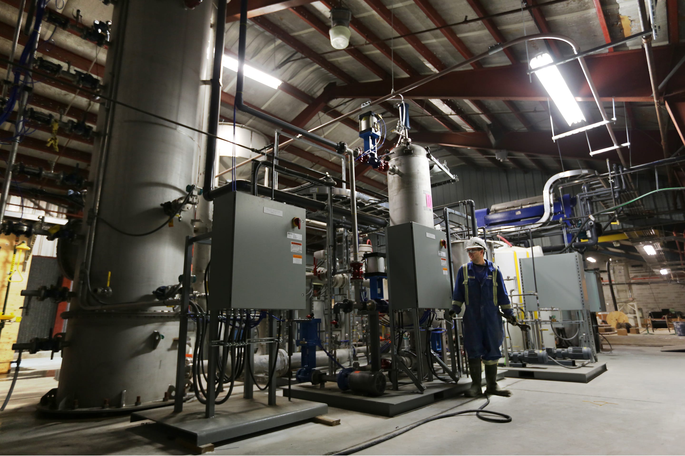 CE’s pilot pellet reactor and associated equipment. (Carbon Engineering Ltd.)