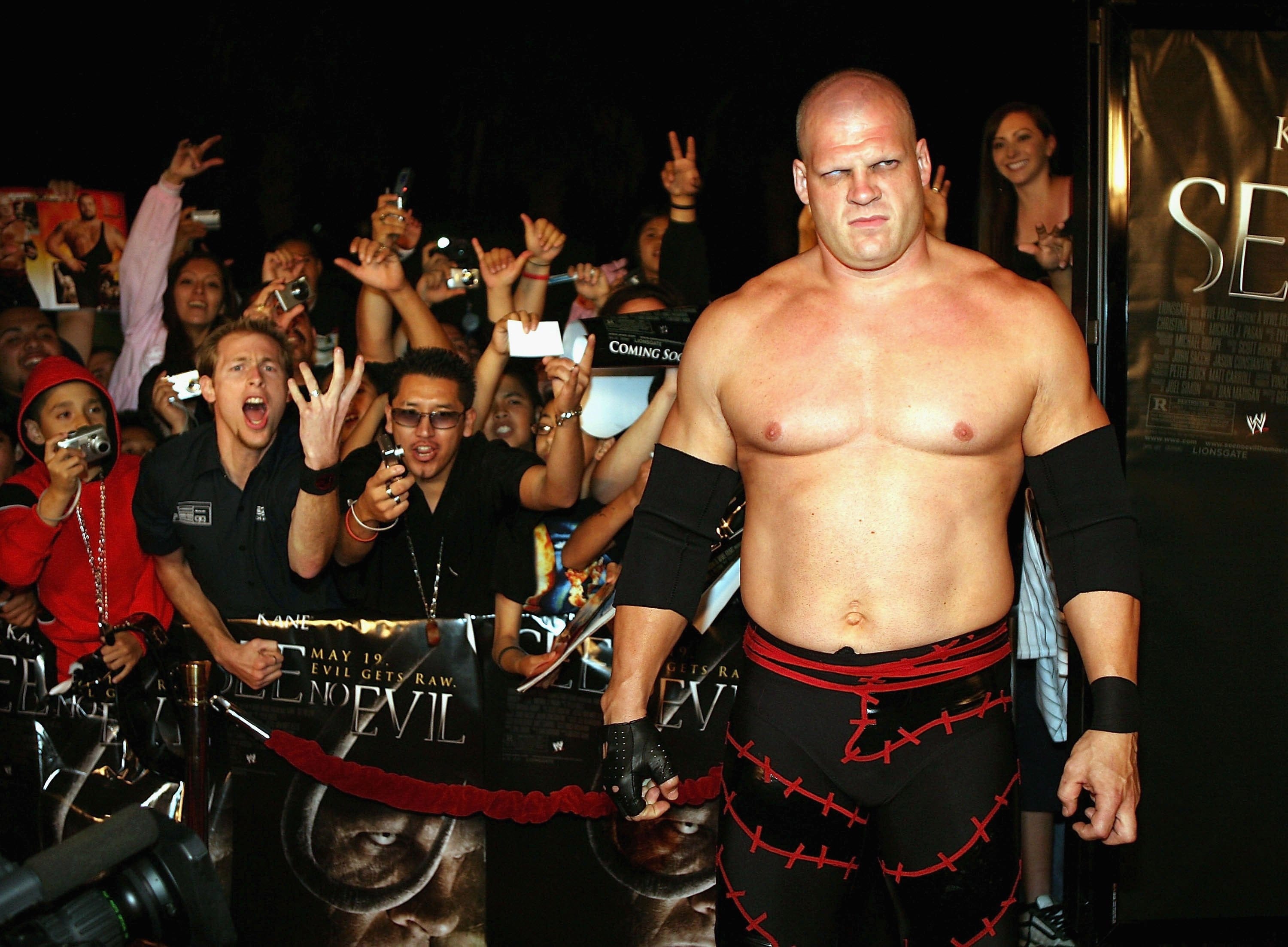 Wrestler/actor Glen "Kane" Jacobs arrives at the Lions Gate Premiere of "See No Evil" at the Century Stadium Promenade 25 on May 8, 2006 in Orange, California.  (Michael Buckner/Getty Images)