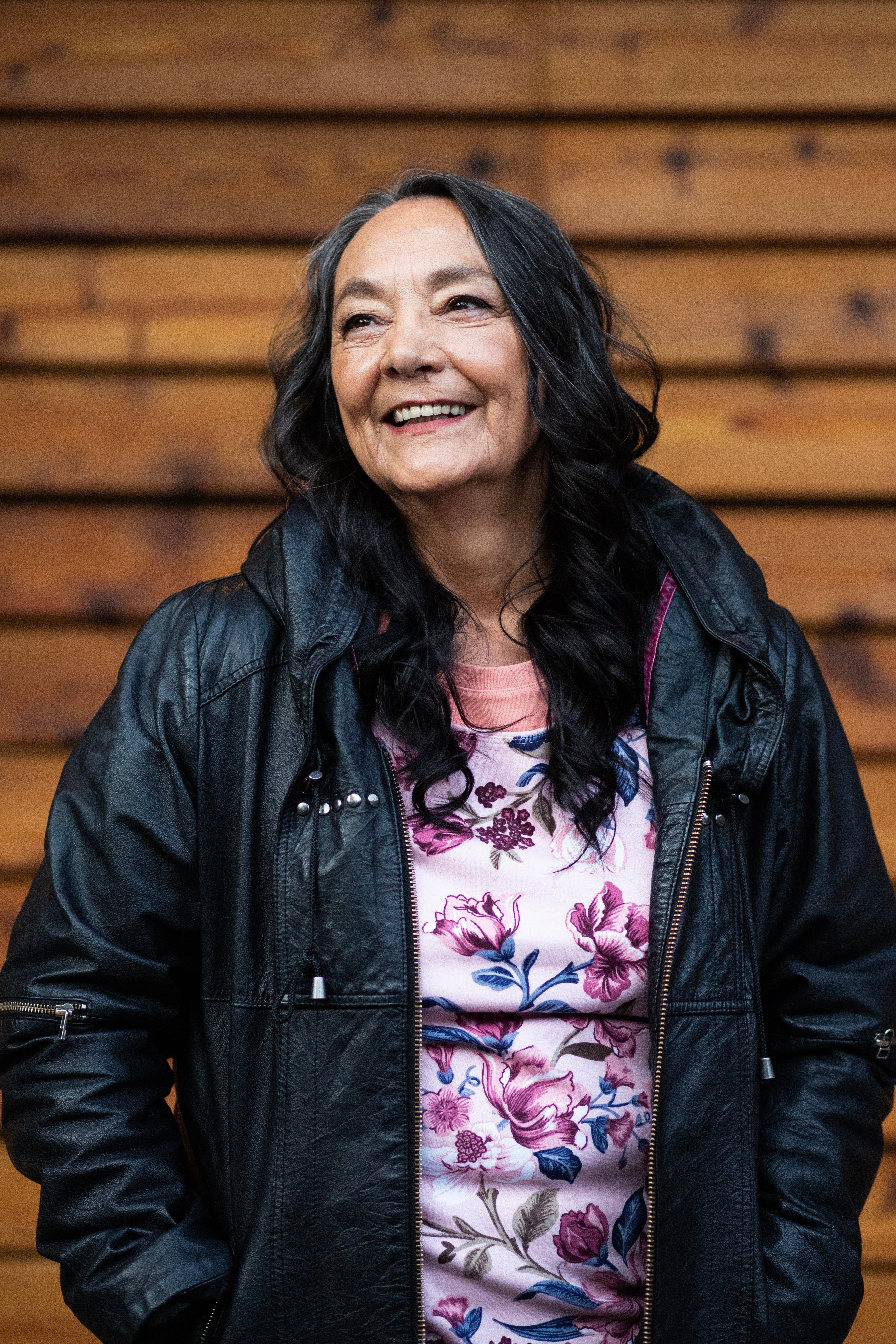 Tantoo Cardinal (Jackie Dives)