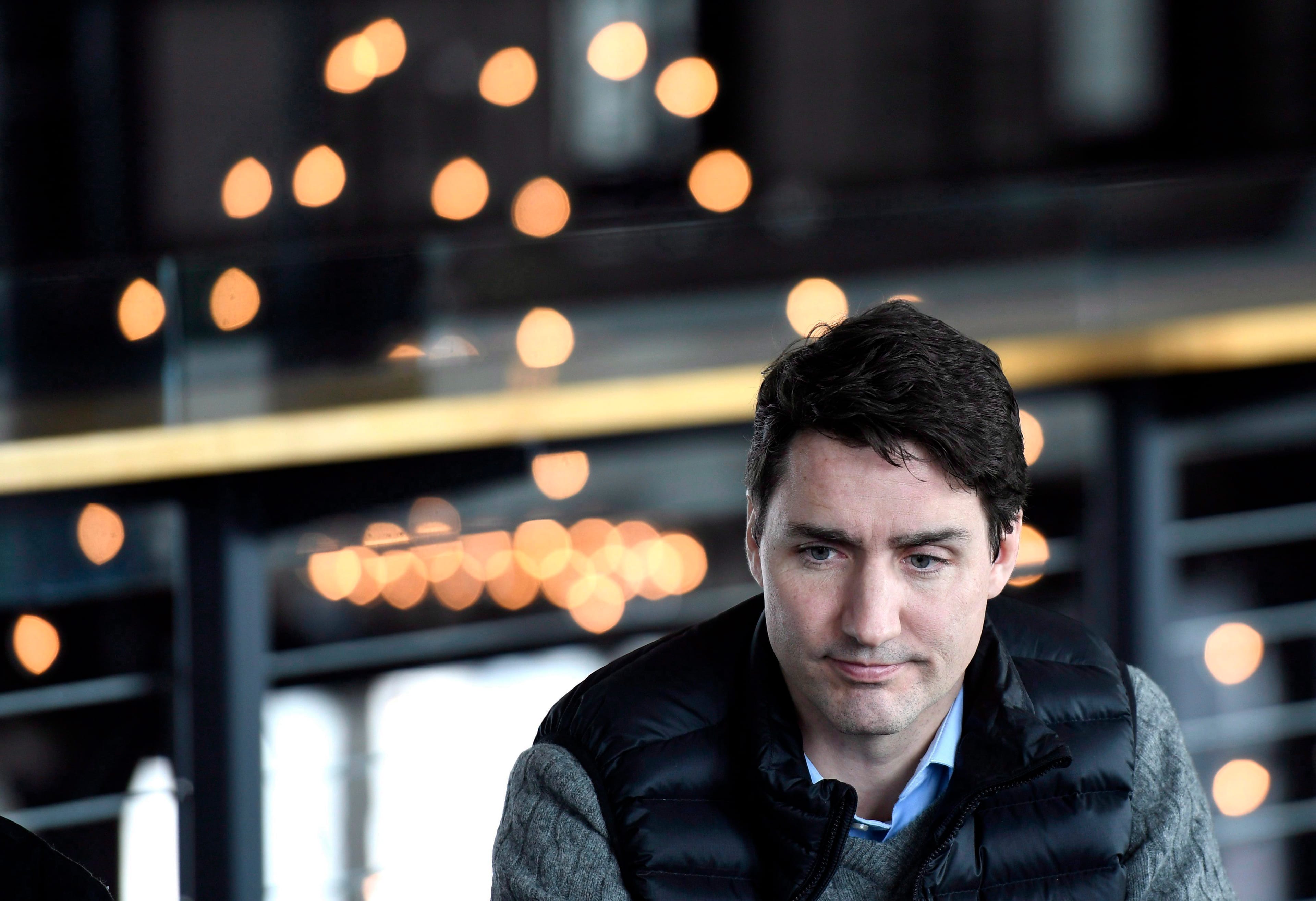 Prime Minister Justin Trudeau participates in a roundtable with steel industry leaders in Sault Ste. Marie, Ont., on March 14, 2018. (THE CANADIAN PRESS/Justin Tang)