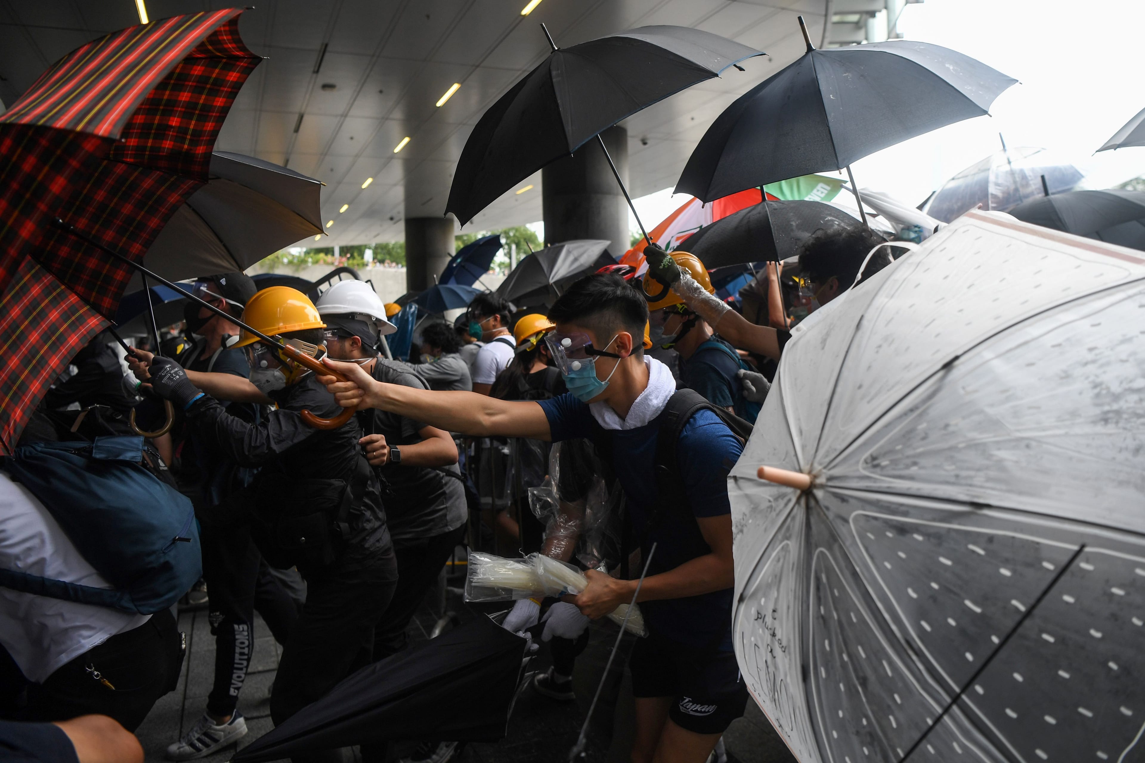 Protesters clash with police during a demonstration outside the Legislative Council Complex in Hong Kong on June 12, 2019. (Anthony Wallace/AFP/Getty Images)