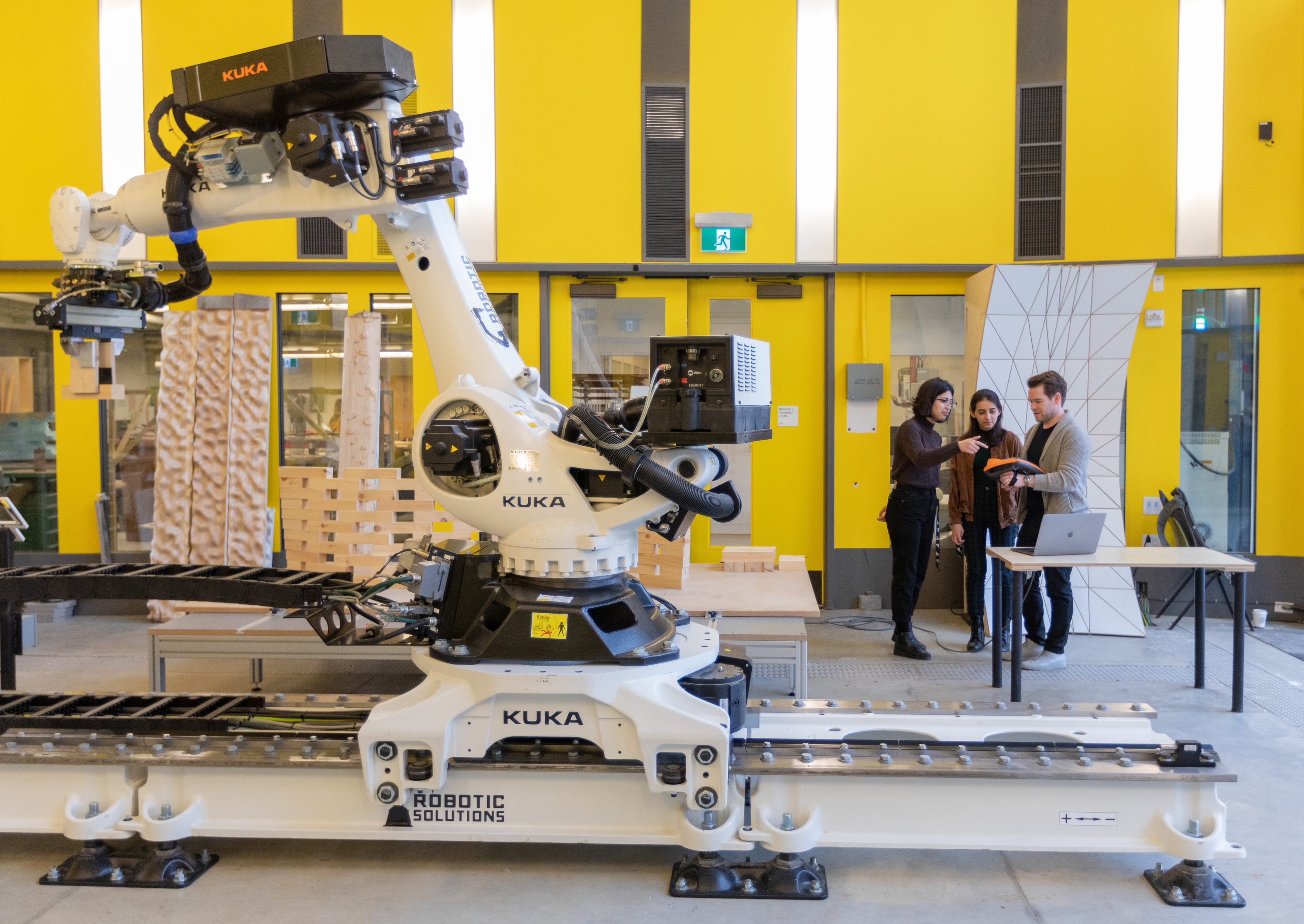 Fabrication lab in the John H. Daniels Faculty of Architecture building. (Nick Iwanyshyn/University of Toronto)