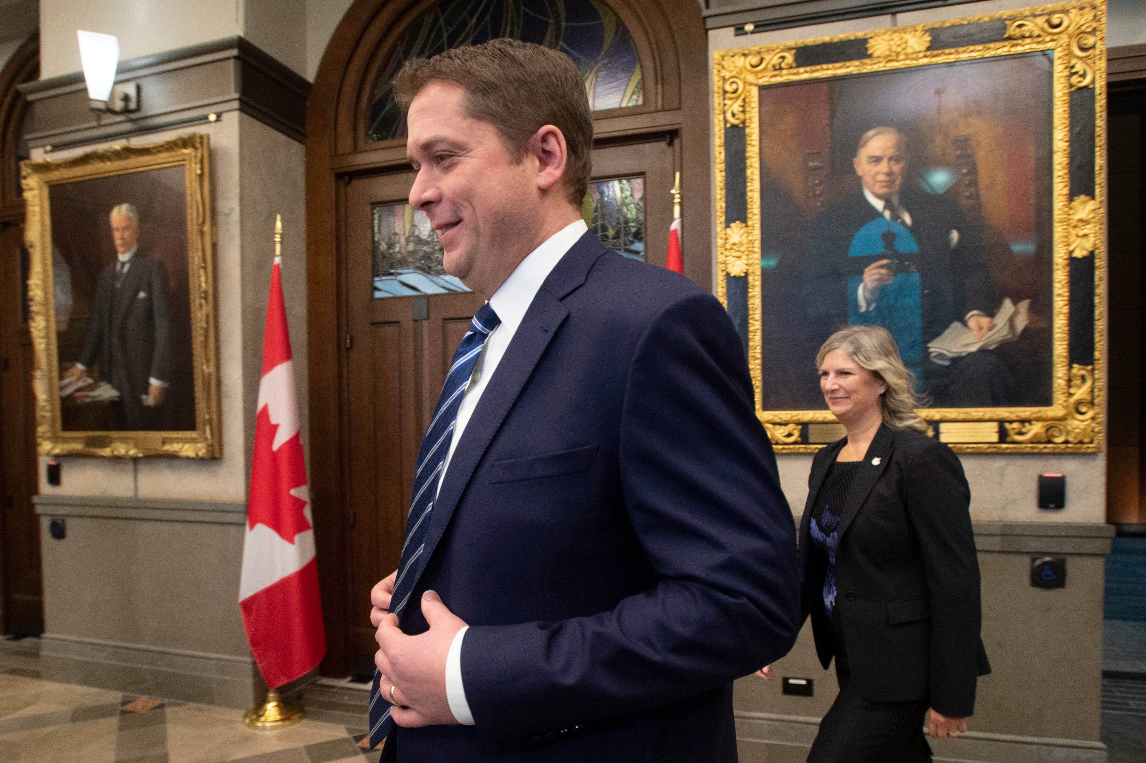 Scheer enters the foyer of the House of Commons to speak with the media on  Nov. 28, 2019 in Ottawa (THE CANADIAN PRESS/Adrian Wyld)