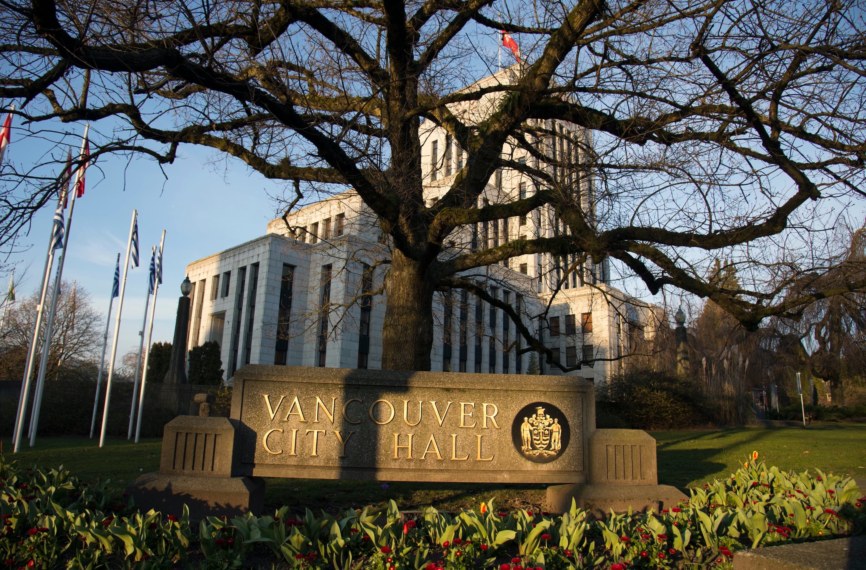 Vancouver City Hall is pictured in Vancouver, B.C. Thursday, March 19, 2020. (Jonathan Hayward/CP)