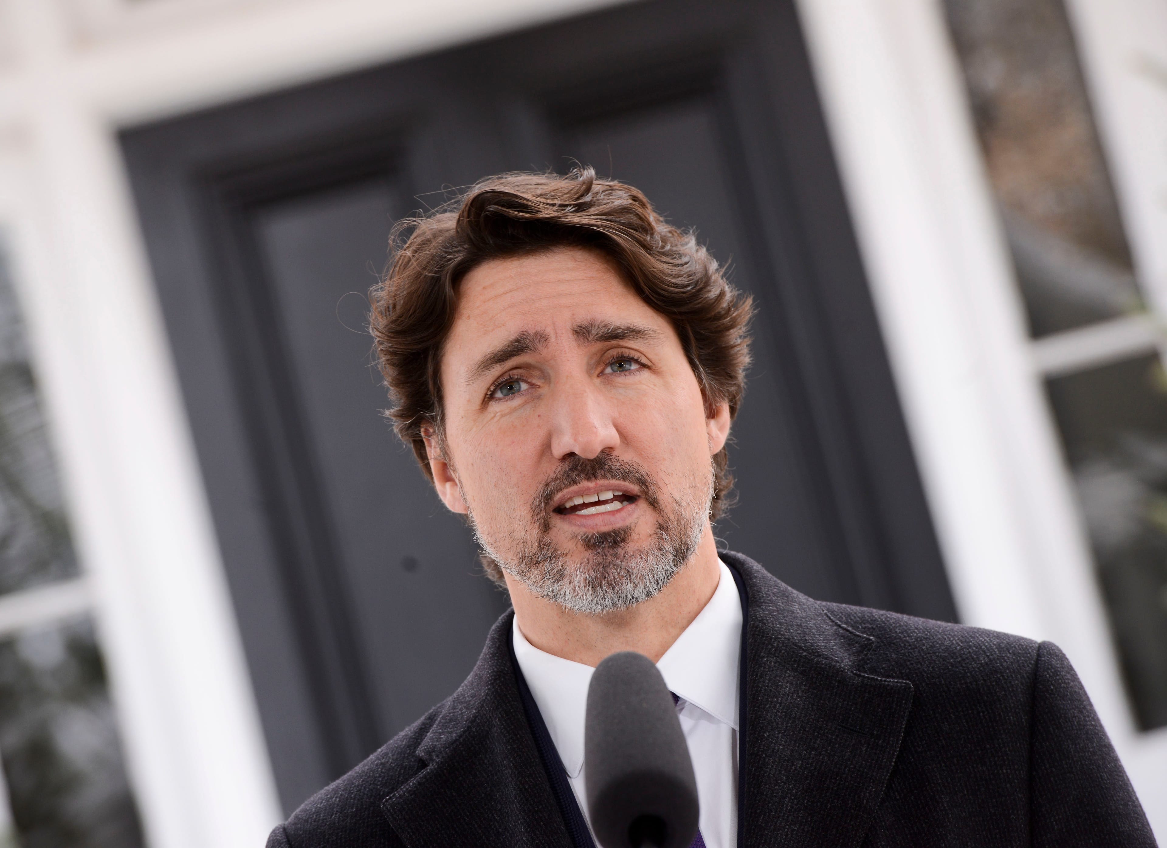 Prime Minister Justin Trudeau addresses Canadians on the COVID-19 pandemic from Rideau Cottage in Ottawa on Monday, April 27, 2020. (Sean Kilpatrick/CP)