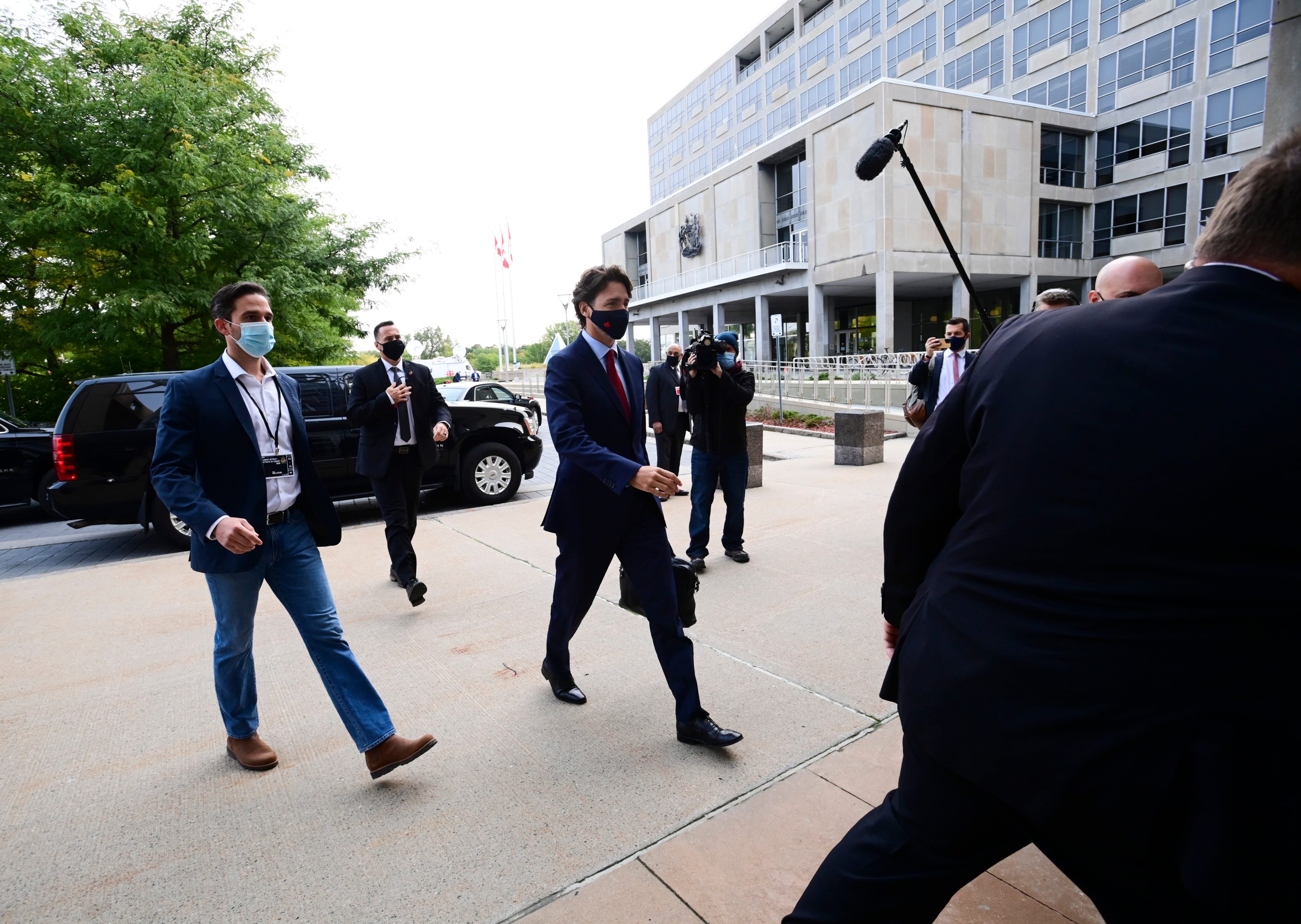Trudeau arrives on the second day of the Liberal cabinet retreat in Ottawa on Sept. 15, 2020 (CP/Sean Kilpatrick)