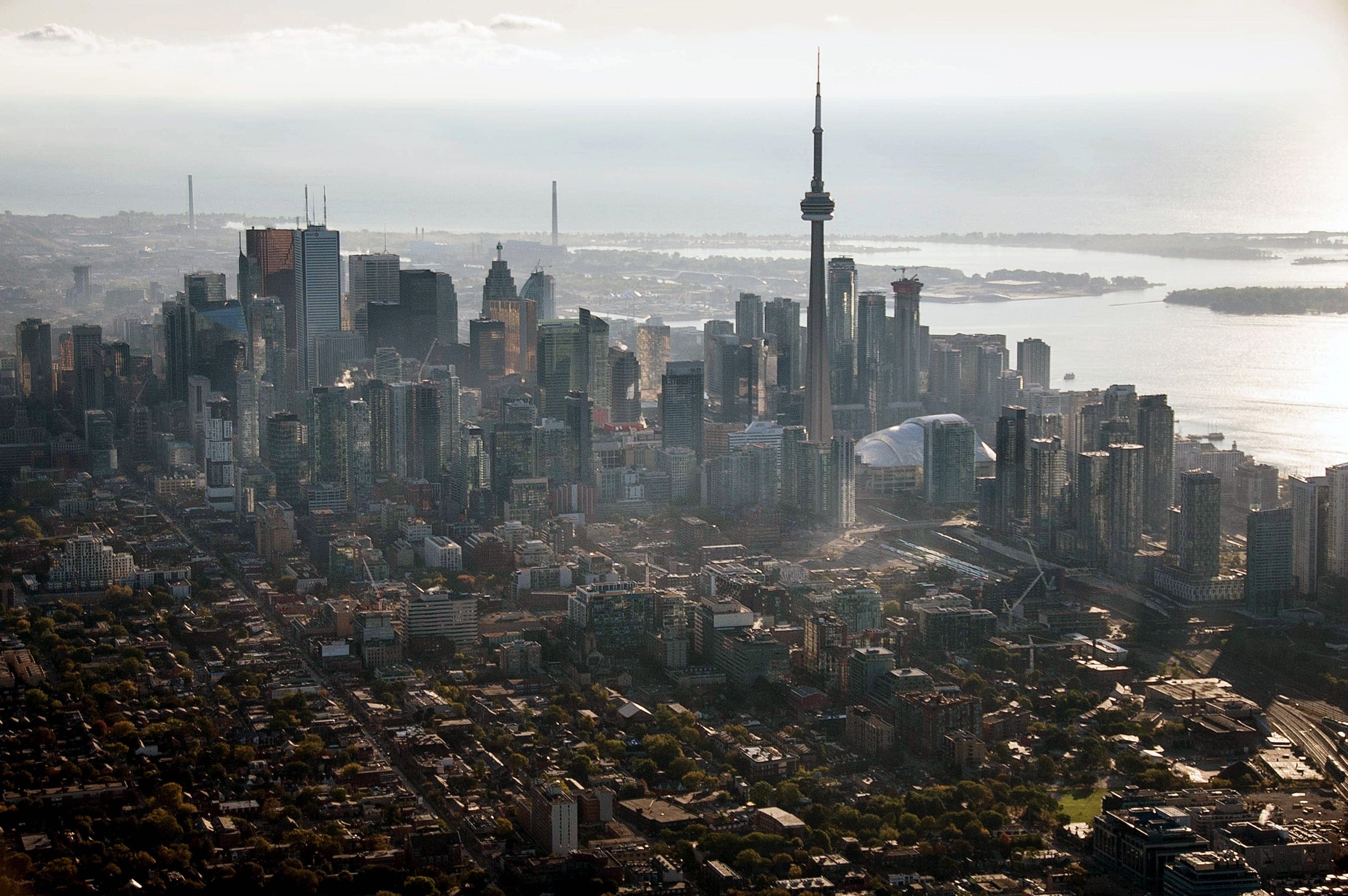 During past epidemics, cities’ populations shrank due to death and the flight of those who could afford to leave. Will it be any different this time? (James MacDonald/Bloomberg/Getty Images)