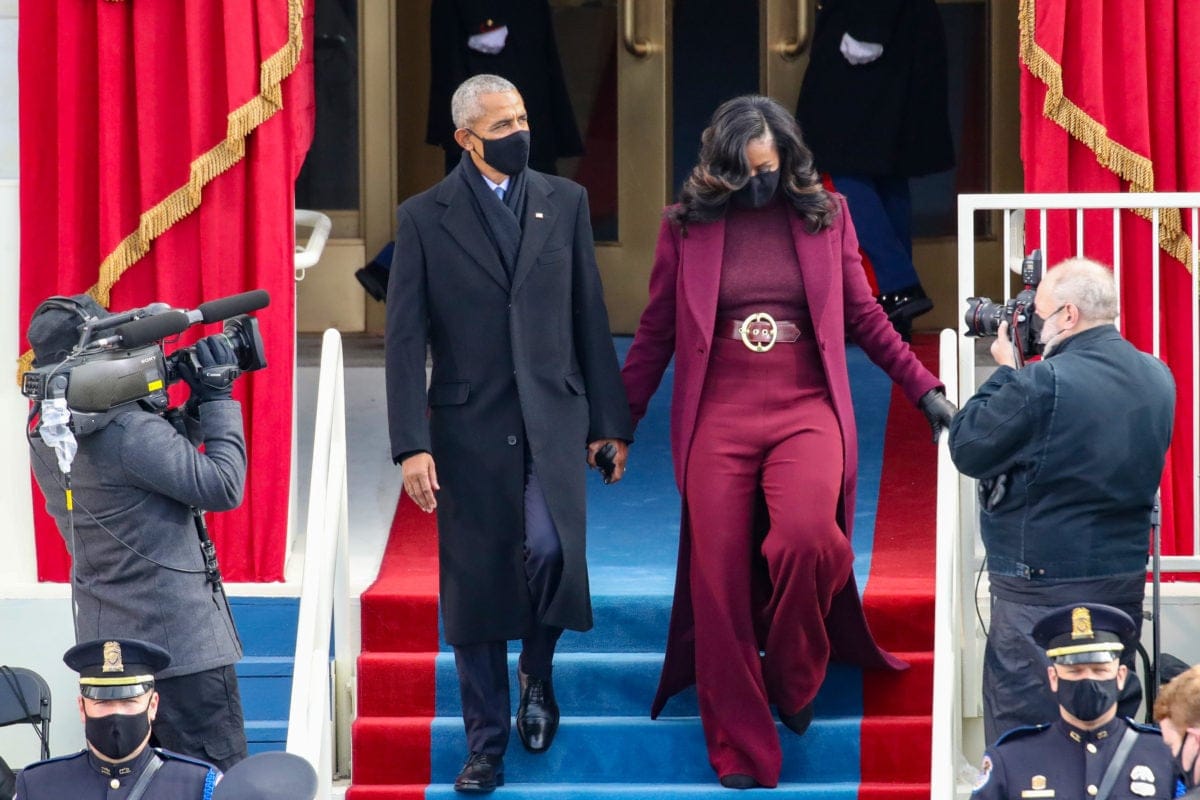 WASHINGTON, DC - JANUARY 20: Former U.S. President Barack Obama and former first lady Michelle Obama arrive to the inauguration of U.S. President-elect Joe Biden on the West Front of the U.S. Capitol on January 20, 2021 in Washington, DC. During today's inauguration ceremony Joe Biden becomes the 46th president of the United States. (Photo by Rob Carr/Getty Images)