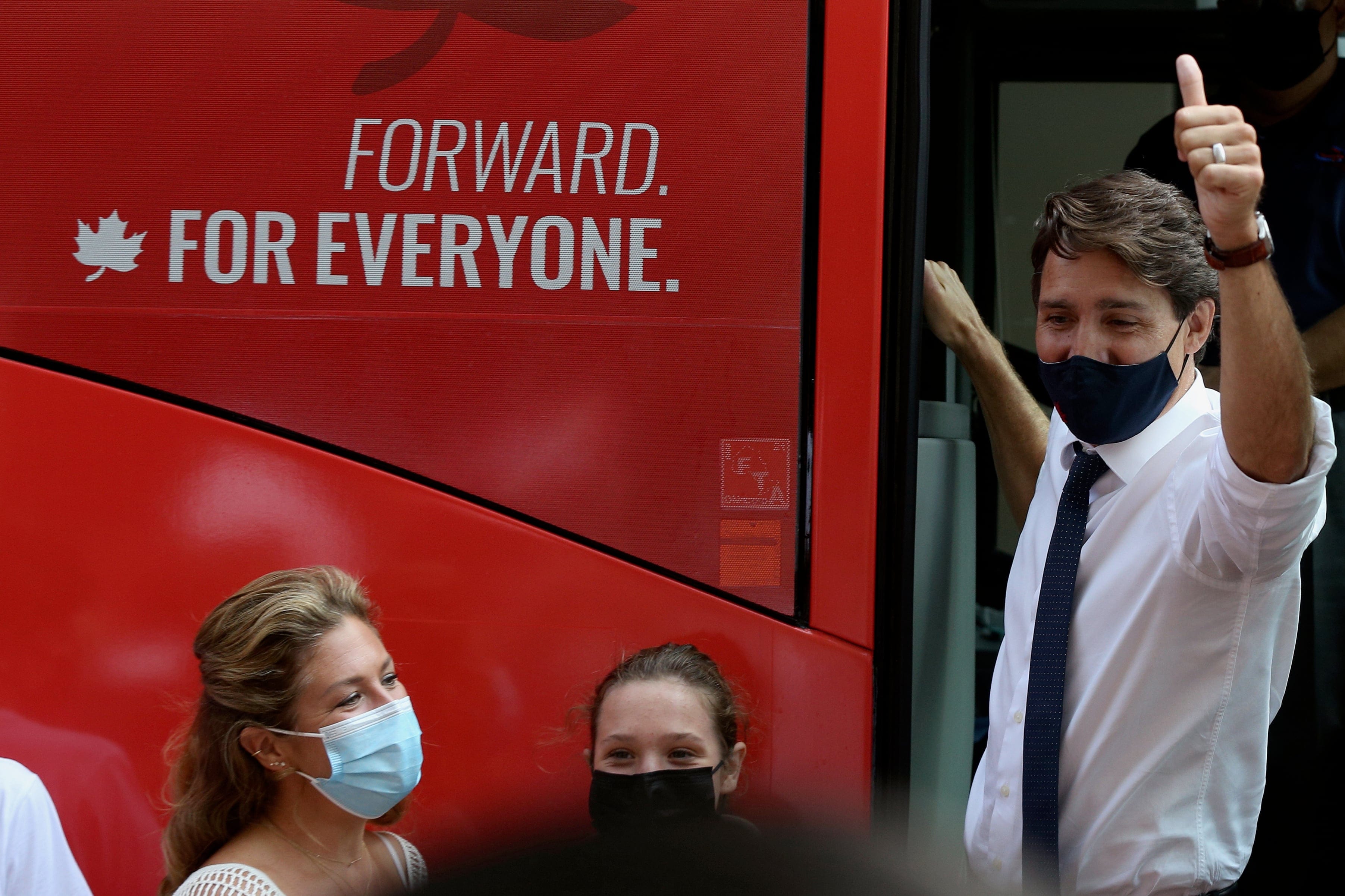 Trudeau greets supporters in Ottawa on Aug. 15, 2021 (Lars Hagberg/CP)
