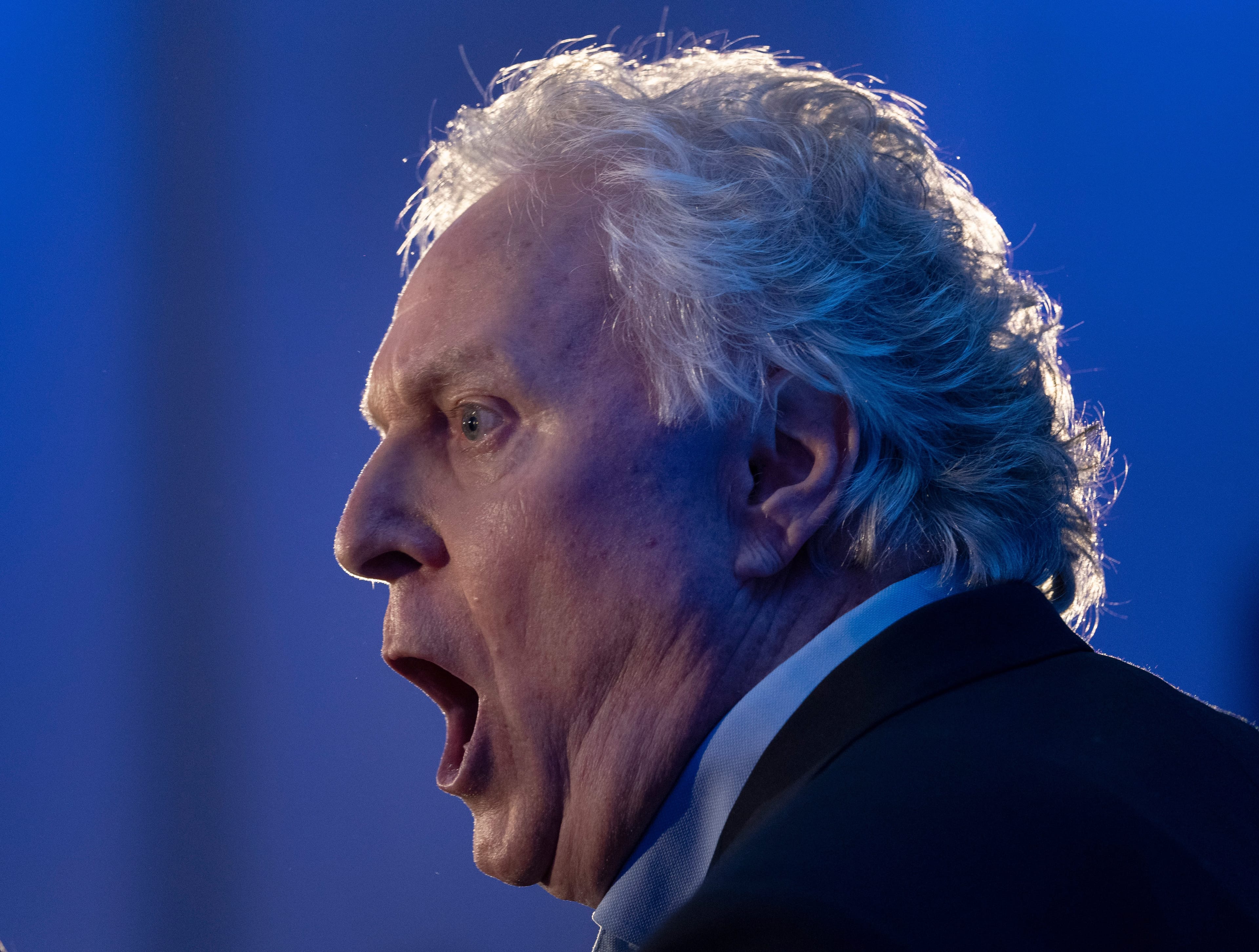 Jean Charest speaks to supporters, March 24, 2022, in Laval, Quebec. (Ryan Remiorz/The Canadian Press)