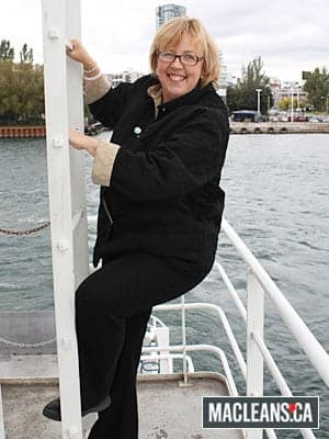 4elizabethmayferry3