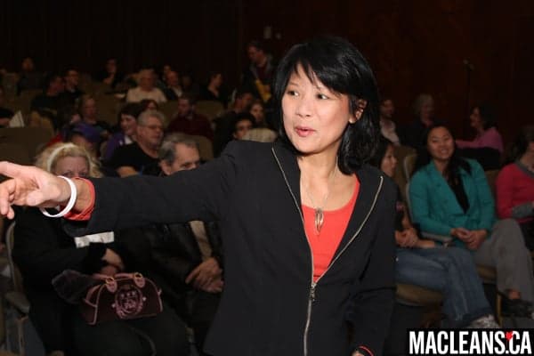1oliviachow11