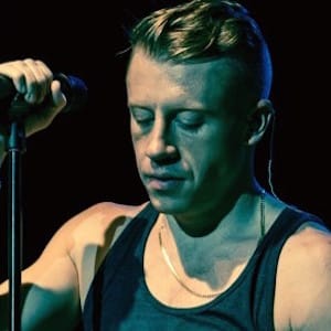 Macklemore_The_Heist_Tour_1_cropped-e1364390146828
