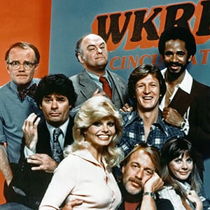 WKRP IN CINCINNATI, (back row, from left): Richard Sanders, Gordon Jump, Tim Reid, (middle): Frank B