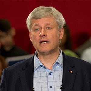 Conservative leader Stephen Harper delivers his campaign speech during a campaign stop in Mississauga, Ont., on Tuesday, September 8, 2015. Adrian Wyld/CP