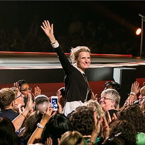 SEATTLE, WA - NOVEMBER 07: Author Elizabeth Gilbert waves at the crowd at Oprah's The Life You Want Weekend on November 7, 2014 in Seattle, Washington. Suzi Pratt/FilmMagic/Getty Images