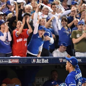 Toronto Blue Jays pitcher Marcus Stroman tips his cap to the crowd after being pulled from the game against the Kansas City Royals during the seventh inning in Game 3 of baseball's American League Championship Series on Monday, Oct. 19, 2015, in Toronto. (Frank Gunn/AP/CP) MANDATORY CREDIT
