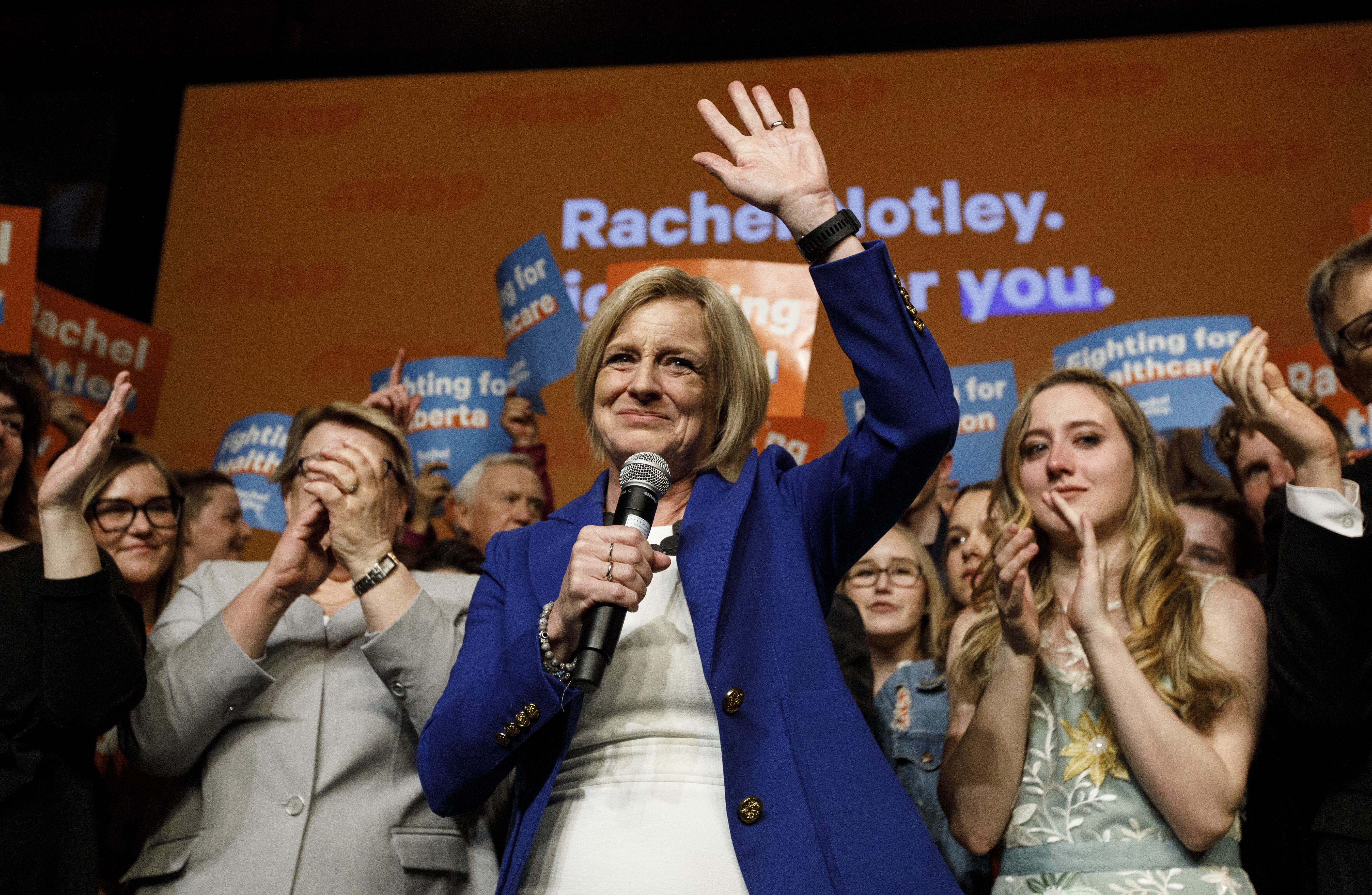 Notley gives a concession speech in Edmonton, Alta., on April 16, 2019 (Jason Franson/CP)