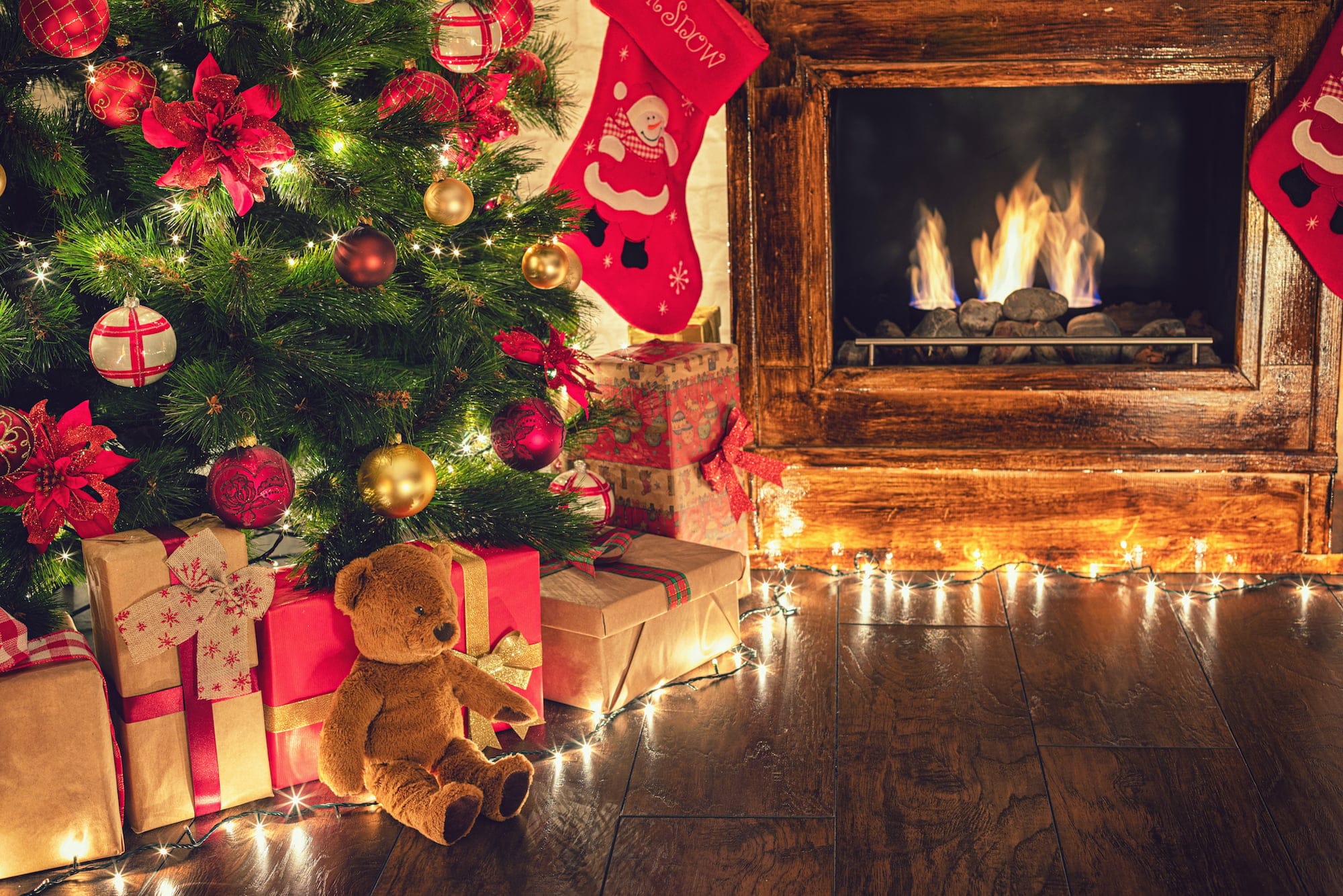 Imagine this scene, but with Christmas music playing softly. (iStock)