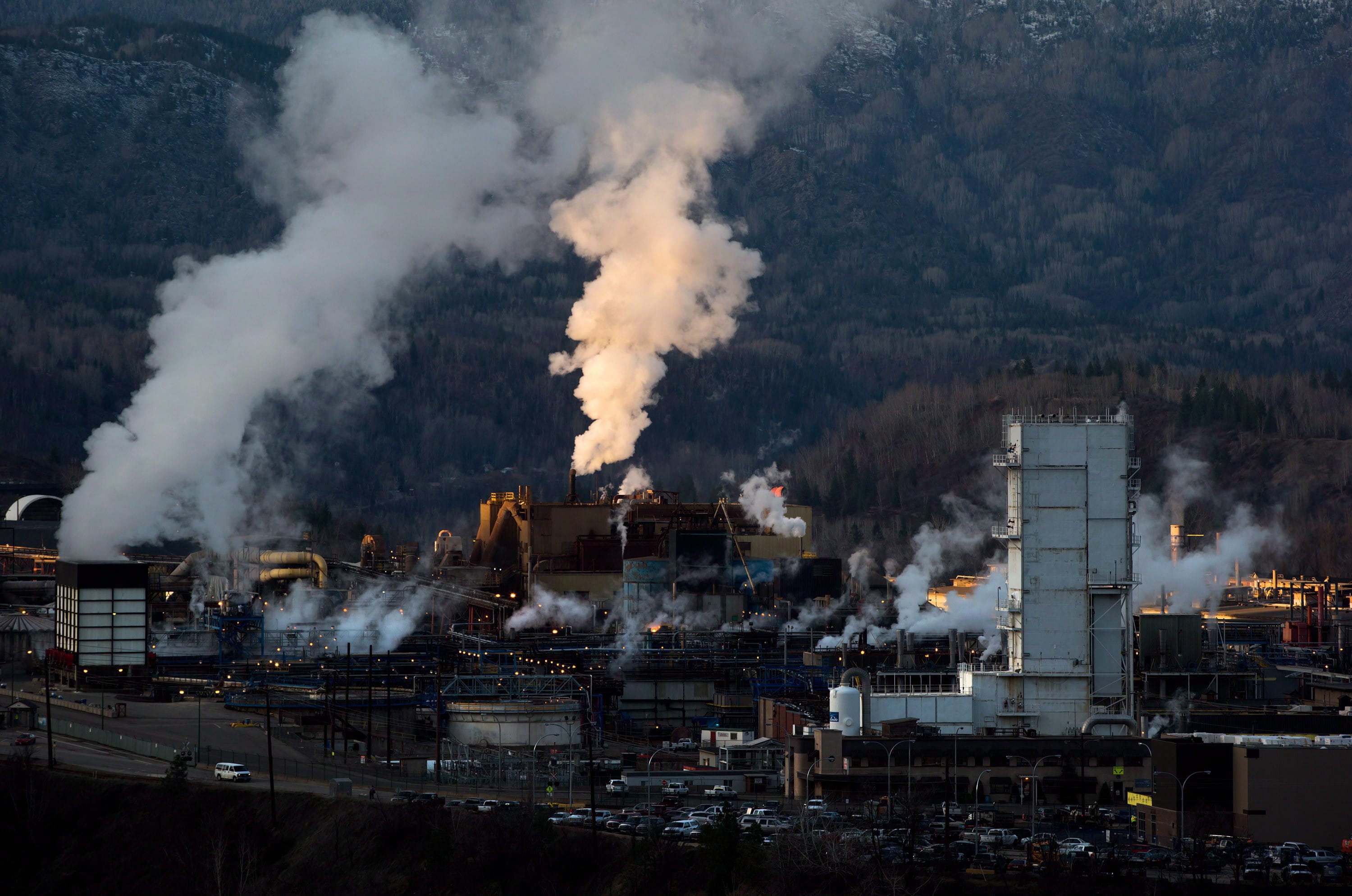 Teck Mining Company's zinc and lead smelting and refining complex is pictured in Trail, B.C., on Monday November 26, 2012. Teck Resources reports that it had $433 million of net income attributable to its shareholders in last year's fourth quarter, a 41.5 per cent decline from the year earlier that was mainly due to lower prices for most of its commodities.THE CANADIAN PRESS/Darryl Dyck