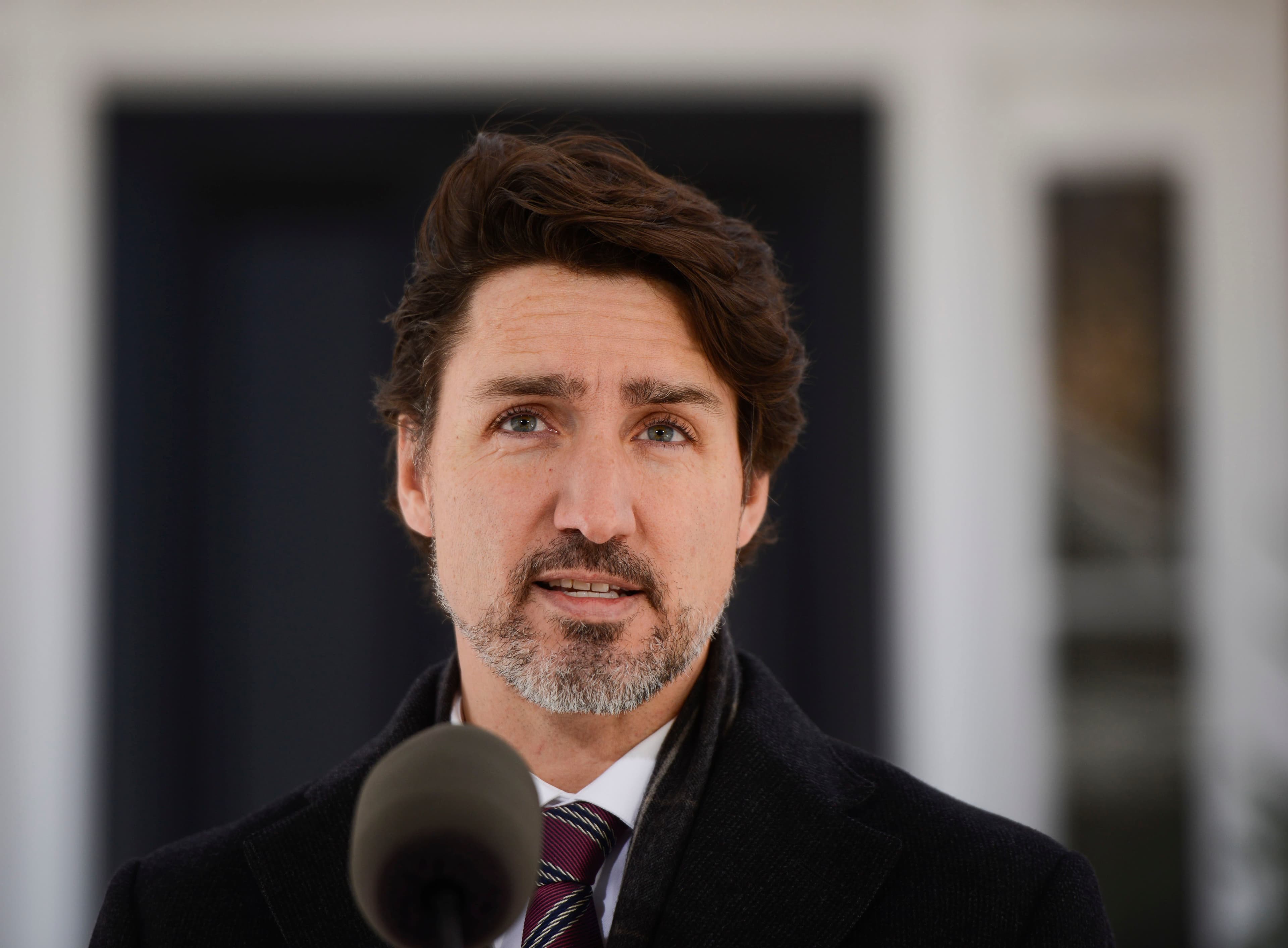 Trudeau's April 16 coronavirus update: Full replay