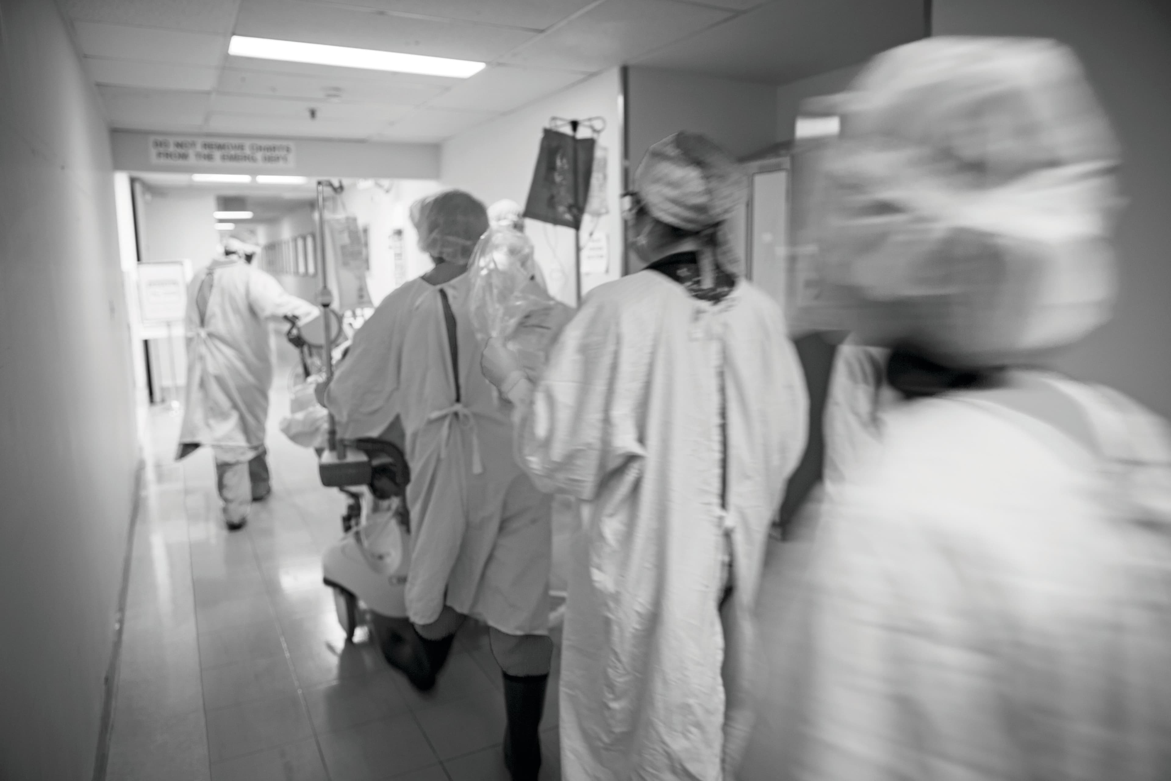 'I saw fleeting moments no one remembers': One ER doctor's photos from the coronavirus frontlines