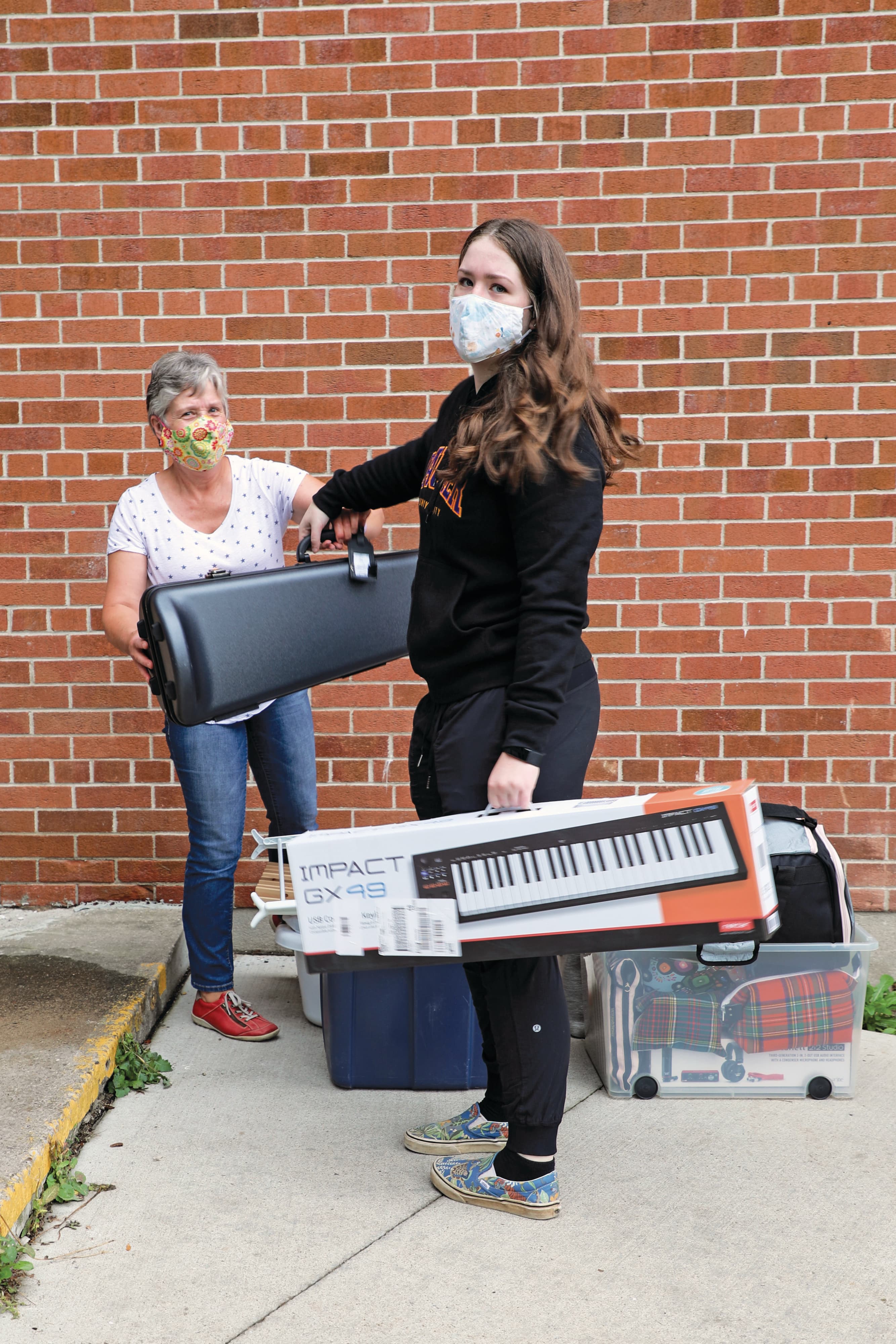 How Canadian universities are welcoming their freshmen during a pandemic