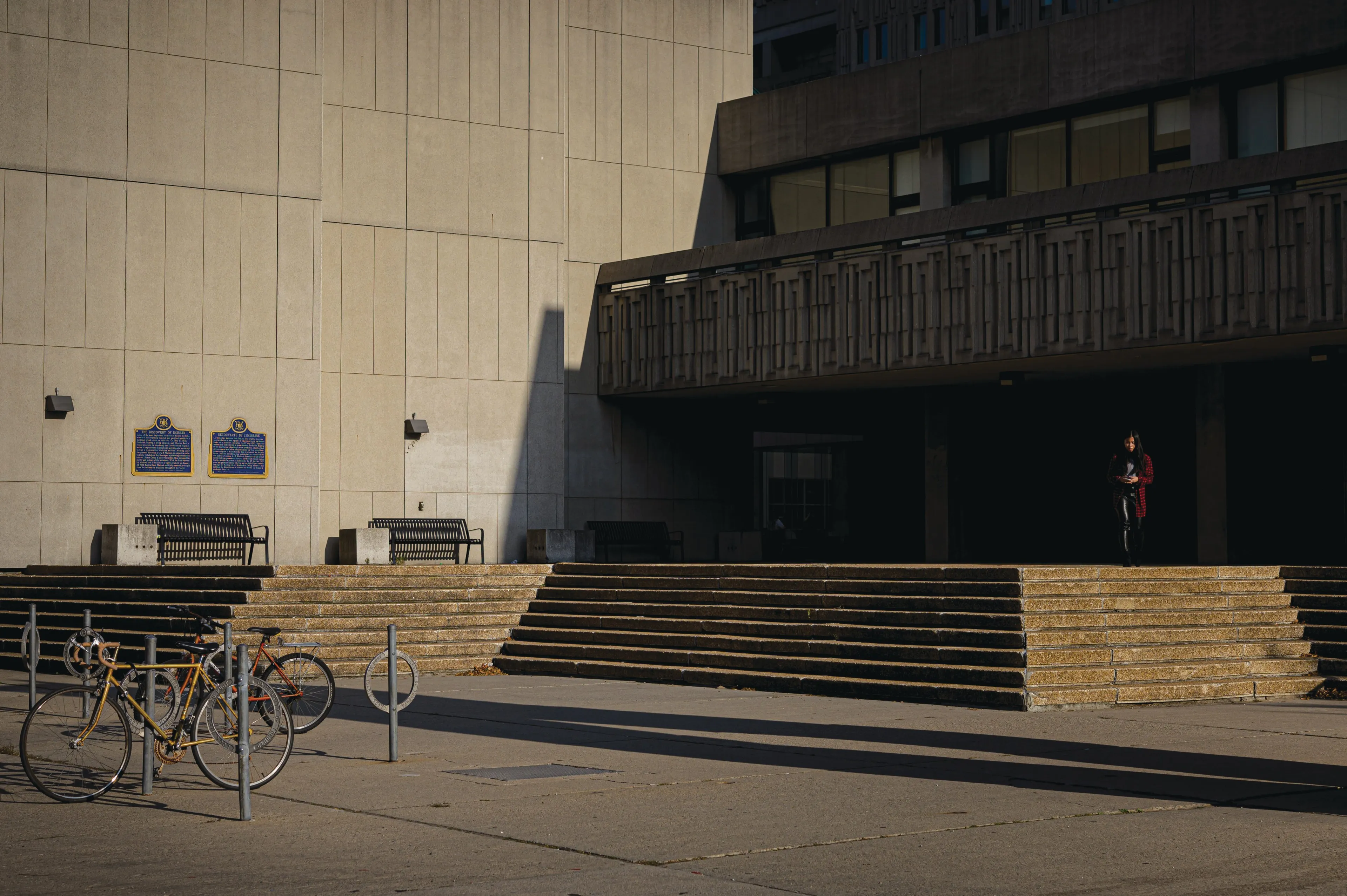 At U of T, a young woman was handcuffed after asking for help with her mental health (Photograph by Christopher Katsarov)