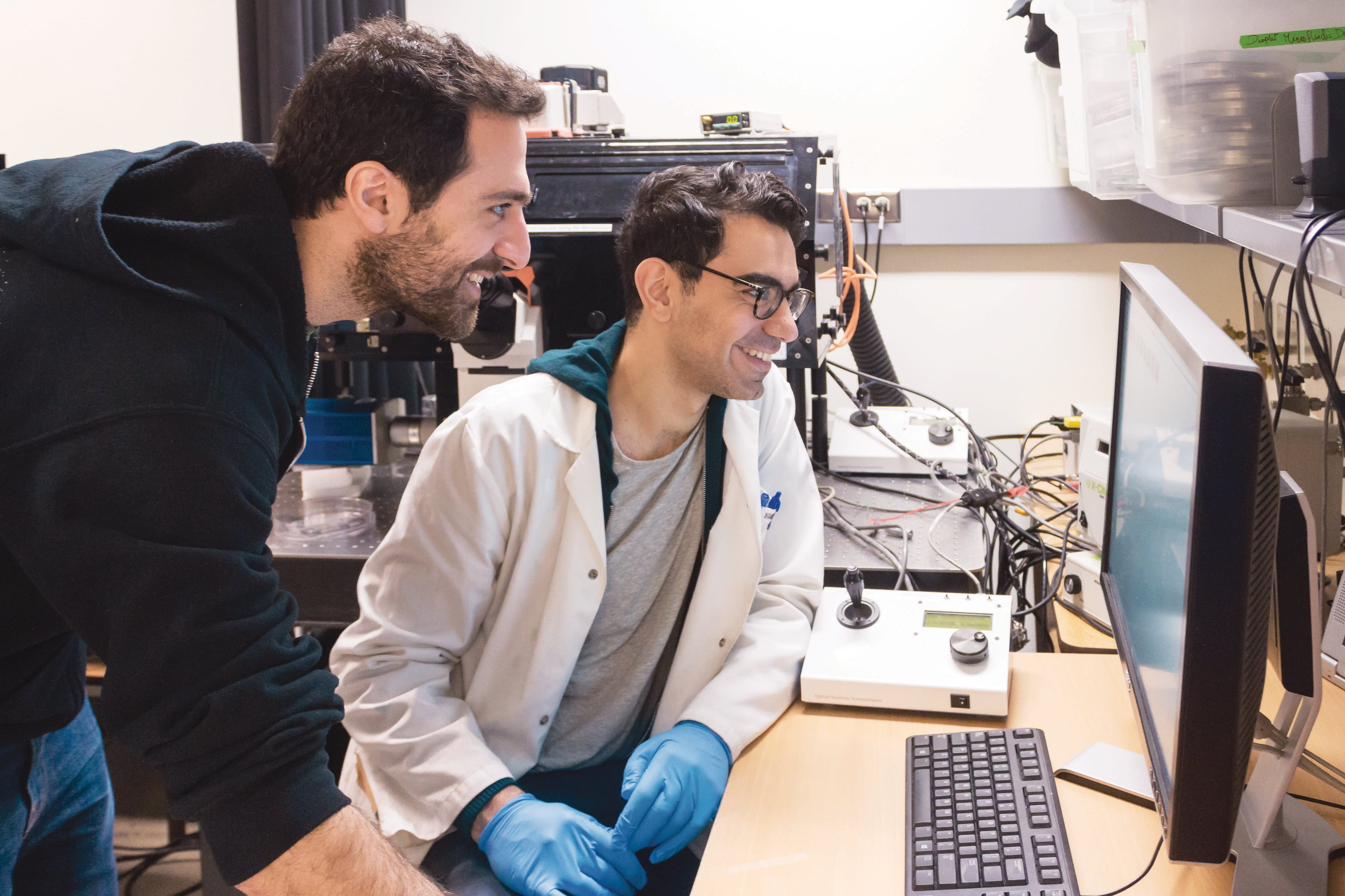 Microbiology and nanobiology lab at McGill University. (Courtesy of McGill University)