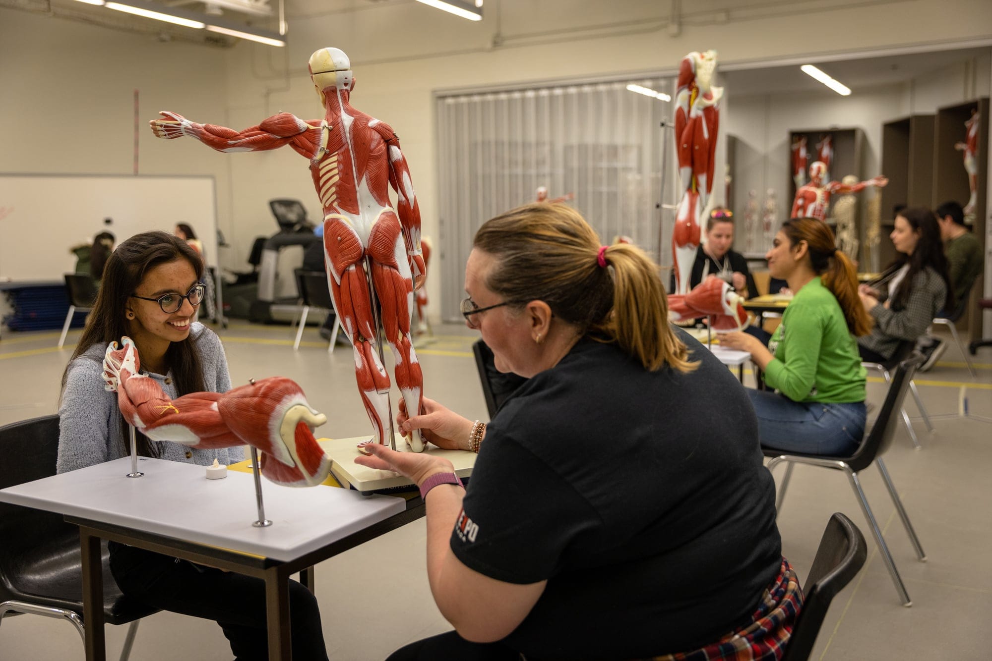 MOHAWK_COLLEGE_MACLEANS_MAGAZINE_COLLEGES_GUIDEBOOK_Mohawk College 23_03_22_Tara-Lyn_Dinyer-4