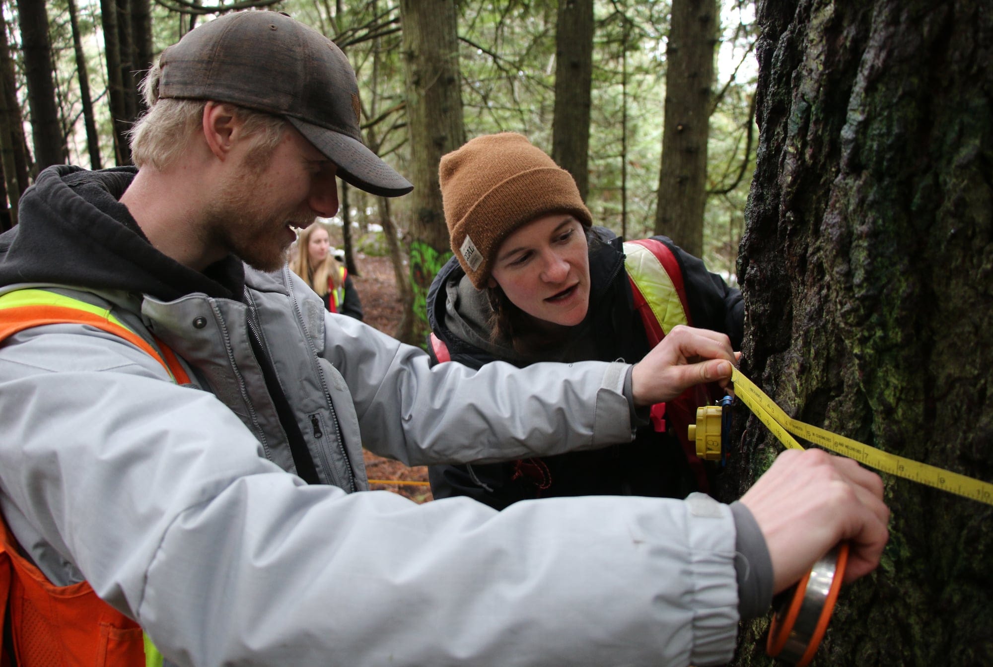 SELKIRK_COLLEGE_MACLEANS_MAGAZINE_COLLEGES_GUIDEBOOK_Selkirk College_Forest Technology 1