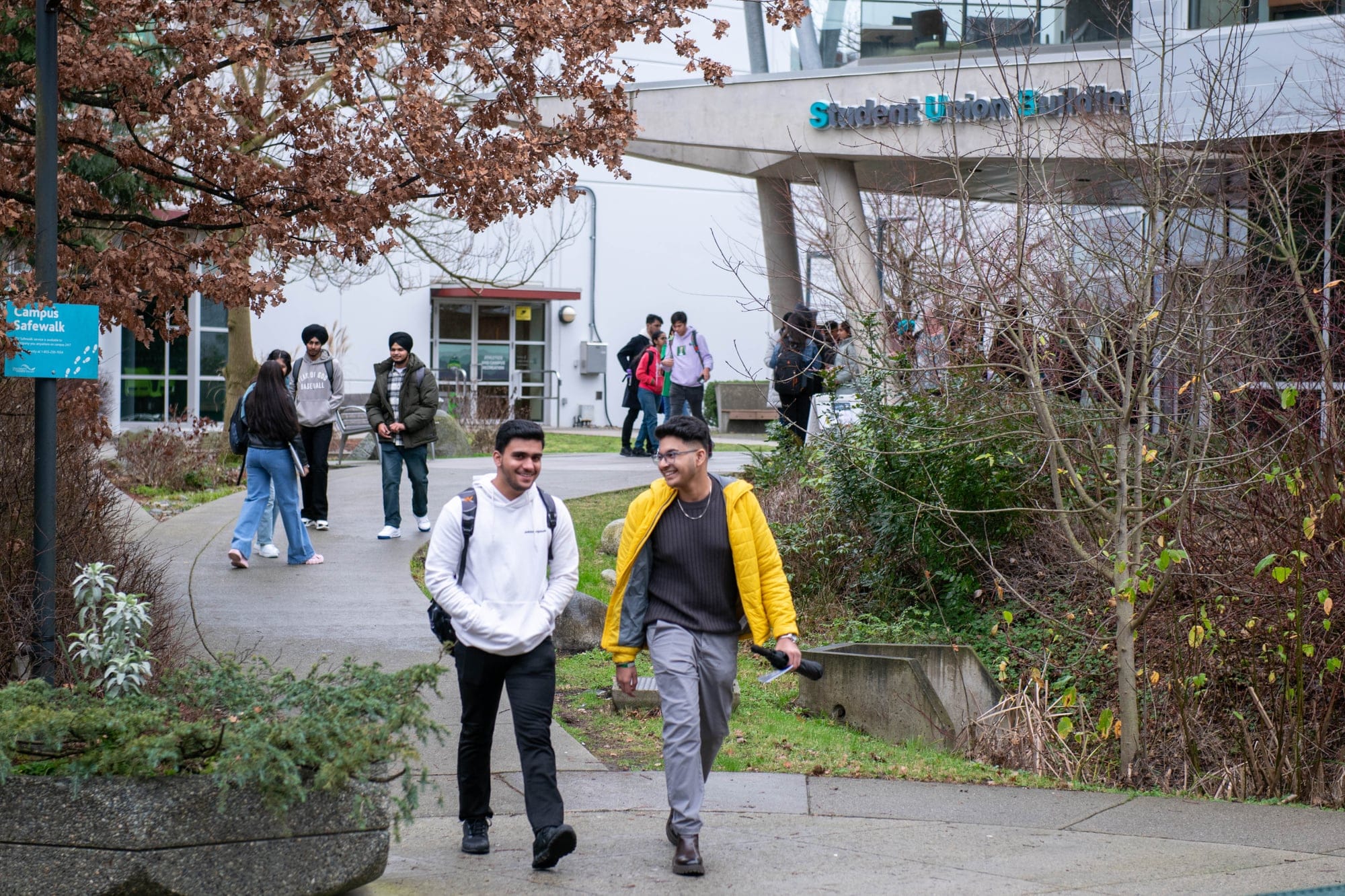 UNIVERSITY_OF_THE_FRASER_VALLEY_MACLEANS_MAGAZINE_COLLEGES_GUIDEBOOK_UFV-day-one-orientation-~-2024_53440486773_o