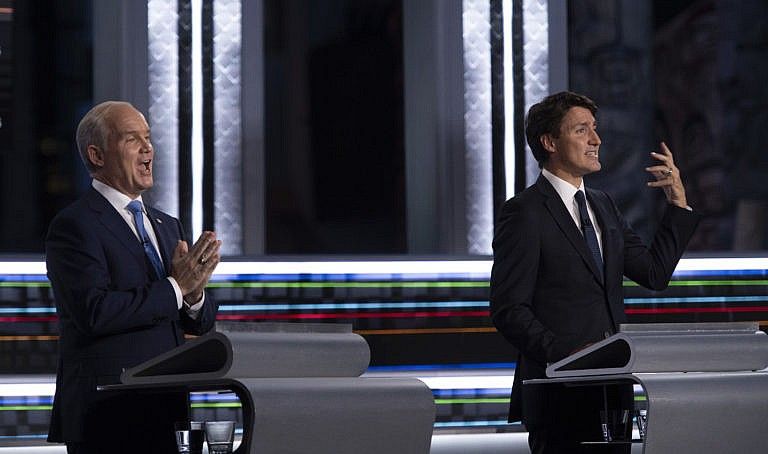 Trudeau and O'Toole during the French-language leaders debate, on Sept. 8, 2021 in Gatineau, Que. (/Justin Tang/CP)
