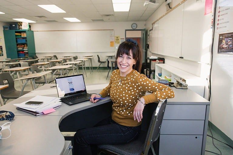 Earle in her classroom in January 2022 (Photographed by Kaja Tirrul)