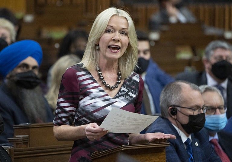 Conservative Interim leader Candice Bergen rises during Question Period, Feb. 16, 2022 in Ottawa. (Adrian Wyld/The Canadian Press)